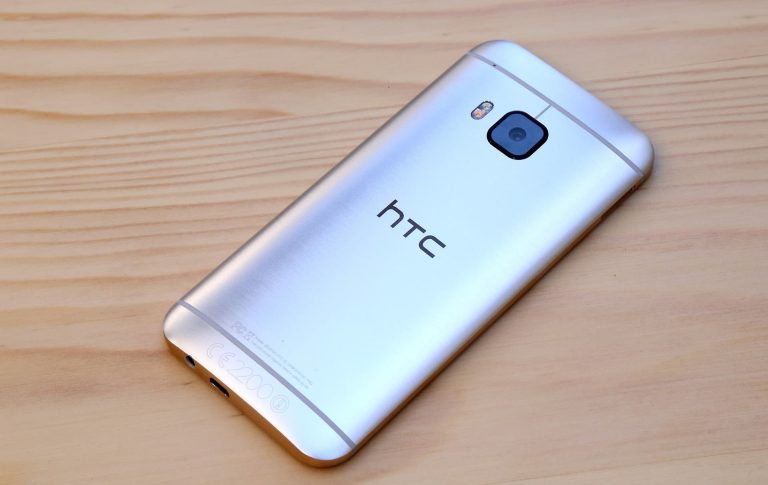 HTC U12+ : découvrez les caractéristiques du smartphone