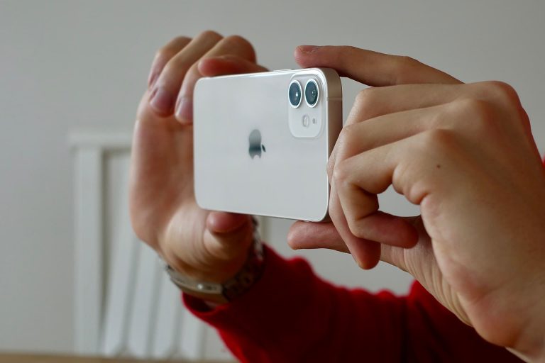 Smartphone Apple Iphone 12 : optez pour le reconditionne